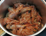Foto del paso 1 de la receta: Conejo con Gambas