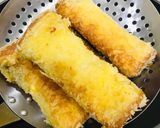 Foto langkah ke 6 dari resep Roti gulung Nutella isi pisang.