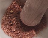 Foto del paso 6 de la receta: Oreja en salsa con rebozuelos y fesols de Santa Pau