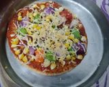 वेज चीज़ पिज़्ज़ा (Veg cheese pizza recipe in Hindi) रेसिपी चरण 5 फोटो