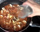 Foto del paso 4 de la receta Almejas con piñones y salsa de tomates secos