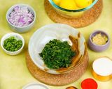 A picture of step 2 of Easy Aloo Spinach Tikki (potato spinach patties).