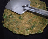 મેથીના ઢેબરા (Methi Dhebra Recipe In Gujarati) રેસીપી સ્ટેપ2ફોટો
