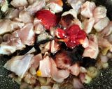 Foto langkah ke 3 dari resep Ayam saus teriyaki pedas.