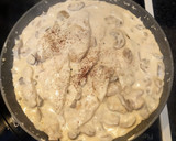 Foto del paso 3 de la receta: Escalopines de pollo en salsa de hongos