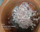 A picture of step 1 of Ridge gourd fry.