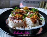 A picture of step 4 of Bread Dahi Bhalla.