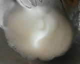 Hình bước làm 1 của món Meringue Cookies