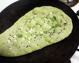 A picture of step 3 of Spinach Garlic Naan.