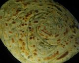 A picture of step 3 of Garlic Coriander Lachha Paratha.