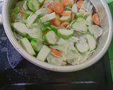 Foto langkah ke 3 dari resep Sayur bening oyong mix bihun.