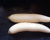 A picture of step 1 of Radish roti.