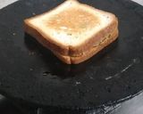 A picture of step 5 of Tawa sandwich toast.