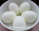 Hình bước làm 4 của món Trứng gà luộc ngâm nước tương