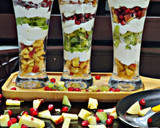 ફ્રૂટ એન્ડ યોગર્ટ પારફેટ (fruit and yogurt Parfait recipe in gujarati) રેસીપી સ્ટેપ4ફોટો