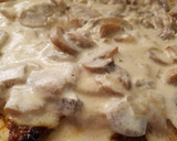 Foto del paso 10 de la receta: Filetes de ternera con salsa de champiñones y nata 😋🍽