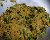 A picture of step 5 of Methi leaves pearl millet flour Dhebra.