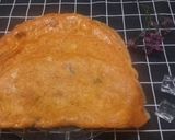 Hình bước làm 3 của món Crepe kim chi bằng bột năng