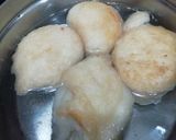 A picture of step 4 of Urad dal ke Dahi Vade.