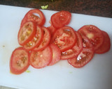Foto del paso 2 de la receta: Super bocadillo de lomo adobado con verduras, queso y mayonesa