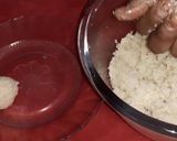 A picture of step 4 of Kachhe nariyal ke laddoo.