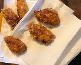 Foto del paso 11 de la receta: Muslos y alitas crocantes a mi manera (KFC modificada)