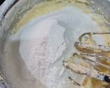 Foto langkah ke 3 dari resep Butter Cake Almond Keju.