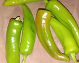 मोटी मिर्च का आचार(moti mirch ka achar recipe in hindi) रेसिपी चरण 1 फोटो