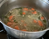 Foto del paso 1 de la receta: Crema de arvejas y zanahoria (guisantes partidos y secos)