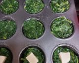 Foto del paso 3 de la receta: Bocaditos de espinaca y queso, al horno