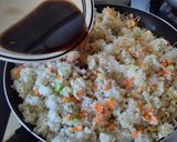 Foto del paso 3 de la receta: Arroz🍚de coliflor🍜🍛al estilo "chino"🤪😜😋