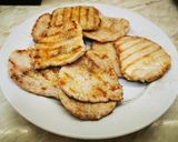 Sajtos-fokhagymás karaj recept fázis 1 fotója