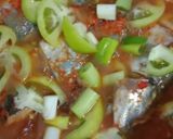 Foto langkah ke 3 dari resep Asam pade ikan sarden.