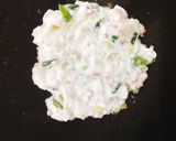 A picture of step 3 of Instant rava masala uttapam.