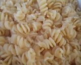 Foto del paso 4 de la receta: Pasta Tirabuzón con salsa y verduras