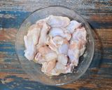 A picture of step 1 of Orange Marmalade Chicken Wings.
