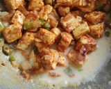 A picture of step 5 of Snack Of Cottage Cheese Tossed In Spicy Red Chilli Sauce (Paneer Starter Dry Chilli Paneer).