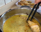 Foto del paso 3 de la receta: Muslos de pollo en salsa