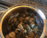 Foto del paso 3 de la receta: Fesols santa pau amb calamarsets i gambes