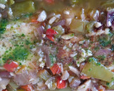 Foto del paso 8 de la receta: Llampuga o Pez Limón, en salsa de verduras mediterráneas