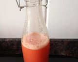 Foto del paso 4 de la receta: Refresco de melocotón, frambuesas y hierbabuena
