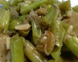 Foto langkah ke 3 dari resep Tumis Buncis Sosis.