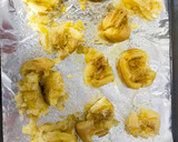 Foto del paso 3 de la receta: Patatas rotas al horno