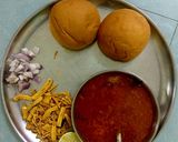 मिसळ पाव(misal paav recipe in marathi) रेसिपी स्टेप 4 फोटो 