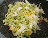 Foto langkah ke 4 dari resep Sayur orak arik sawi telor.