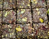 A picture of step 9 of Dates and oats barfi.