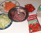 Foto del paso 1 de la receta: Salsa con verduras y carne molida 😋