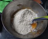 Foto del paso 2 de la receta: Pastel de yogur “alas de mariposa”