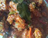 Foto langkah ke 6 dari resep Ayam masak asam belimbing wuluh.