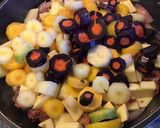 Une image de l'étape 4 de Mijoté d ours aux navets jaunes carottes multicolores et échalotes (USA).